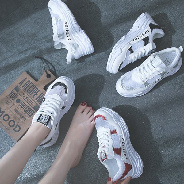 有一种女鞋叫“富贵鞋”，比凉鞋舒爽，比高跟鞋裙还美，气质脱俗