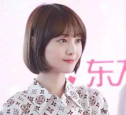 为什么周冬雨、郑爽、娜扎都要剪短发?这些照片给出了答案...