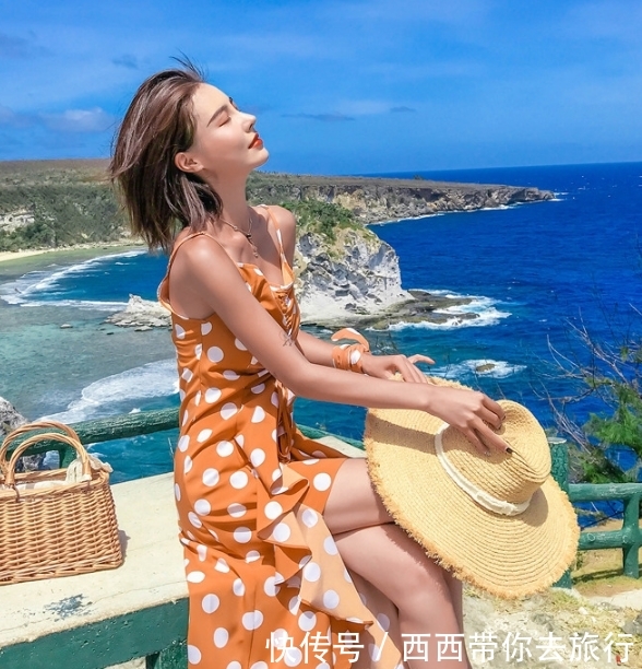 法国海景有多美?看看模特拍的写真就知道,就像是仙境一样