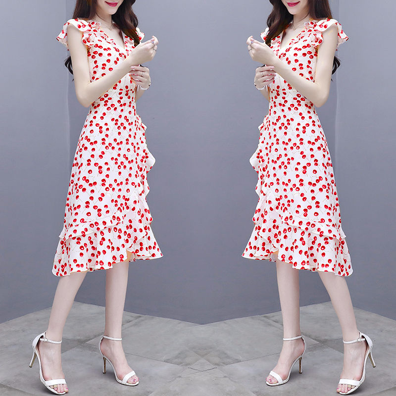 高级鱼尾裙虽不是人人能穿，但只要配上高跟鞋，谁穿都是颜值爆表