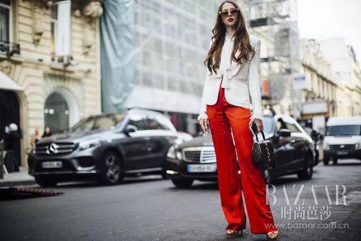 今年的秋冬流行色很吉利，还没到过年就要红火起来!