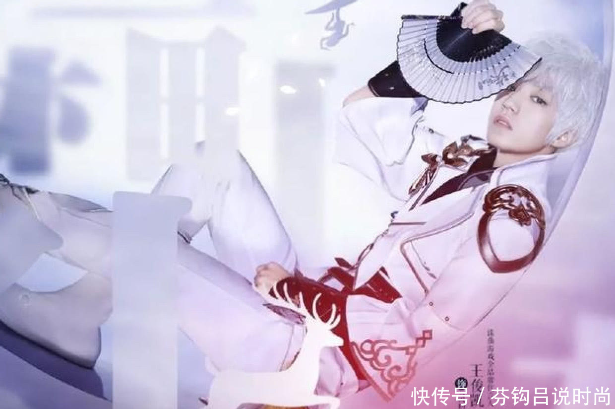 TFBOYS全员换发型，易烊千玺彩色小辫太雷人，王源发色成谜