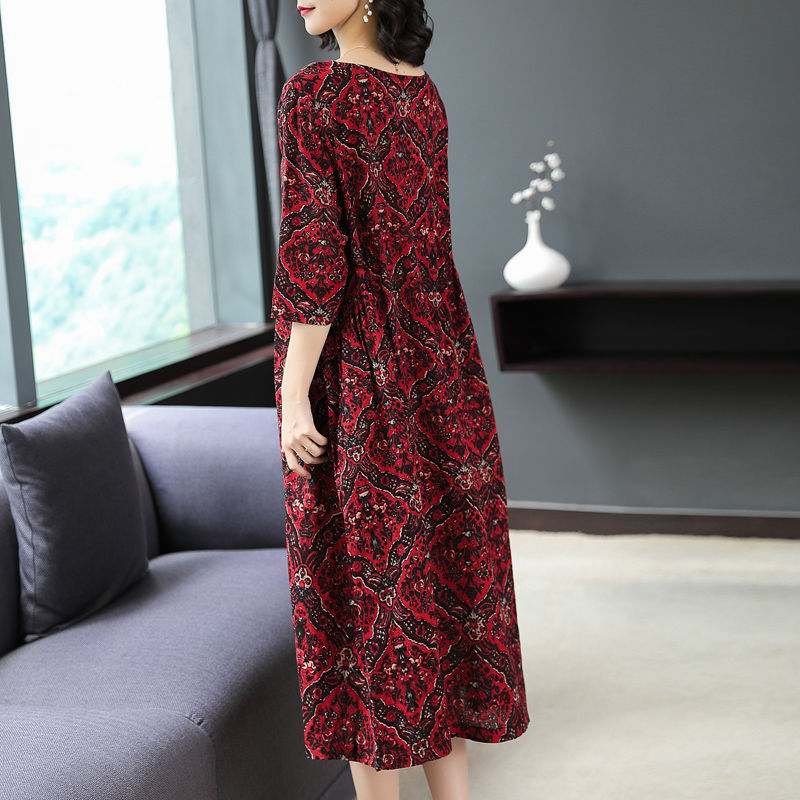 有一种洋气叫“秋裙”，有一种精致叫“丝绒”，简直美得令人窒息