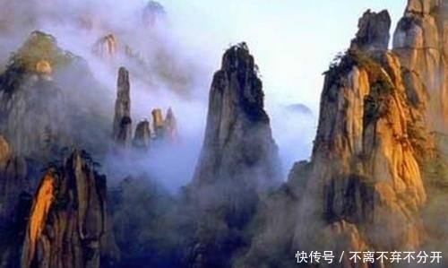 江西此山丝毫不比黄山差,最高海拔达1800米,价格还便宜