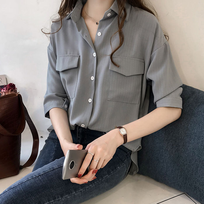 立秋早晚凉，70后老婆贼精，不穿连衣裙，穿着小衫配长裤，特美