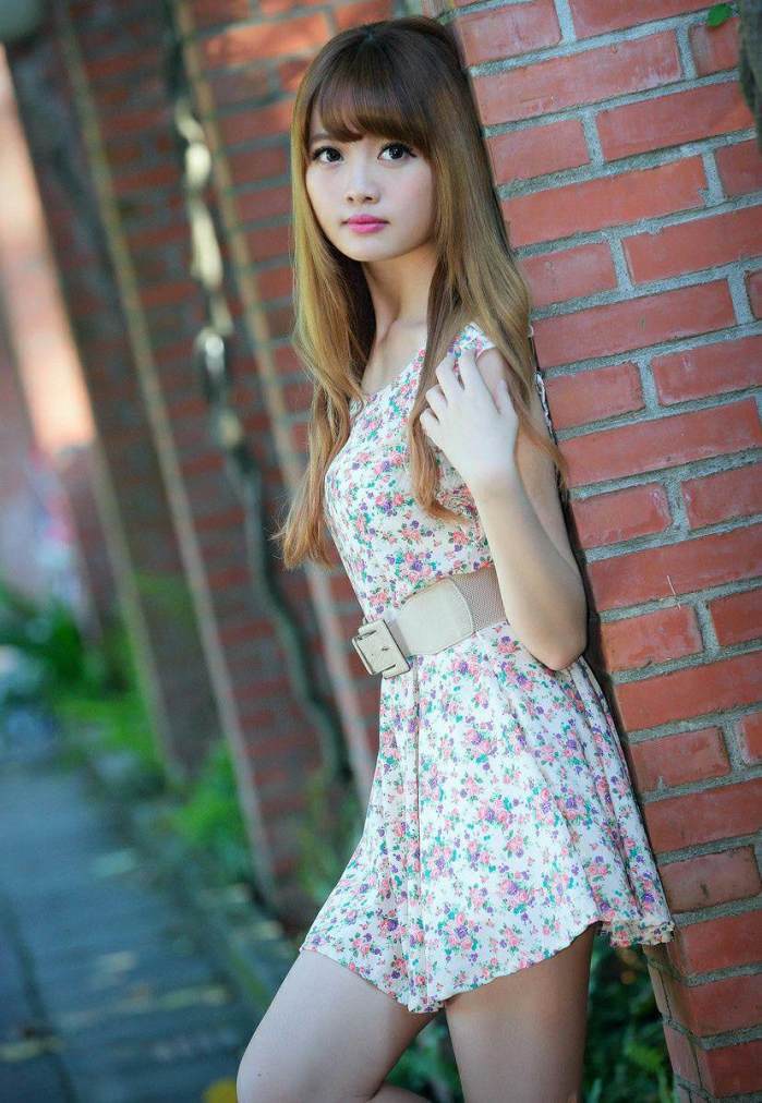 清凉连衣裙美女, 清新靓丽如花盛放