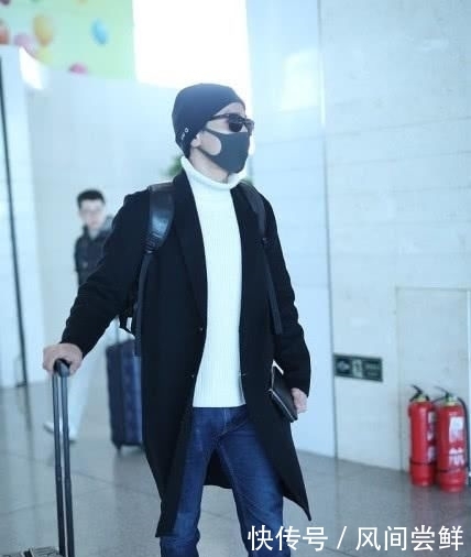 黑色呢大衣怎么内搭