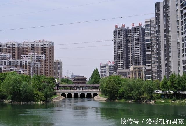 湖北最“郁闷”的城市，明明建有高铁站却无人坐，如今又新建一座