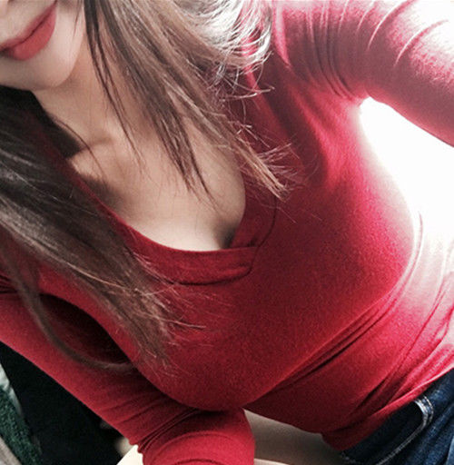 快来大饱眼福吧!学下面丰满姐姐穿“它”，男生痴狂女人羡慕