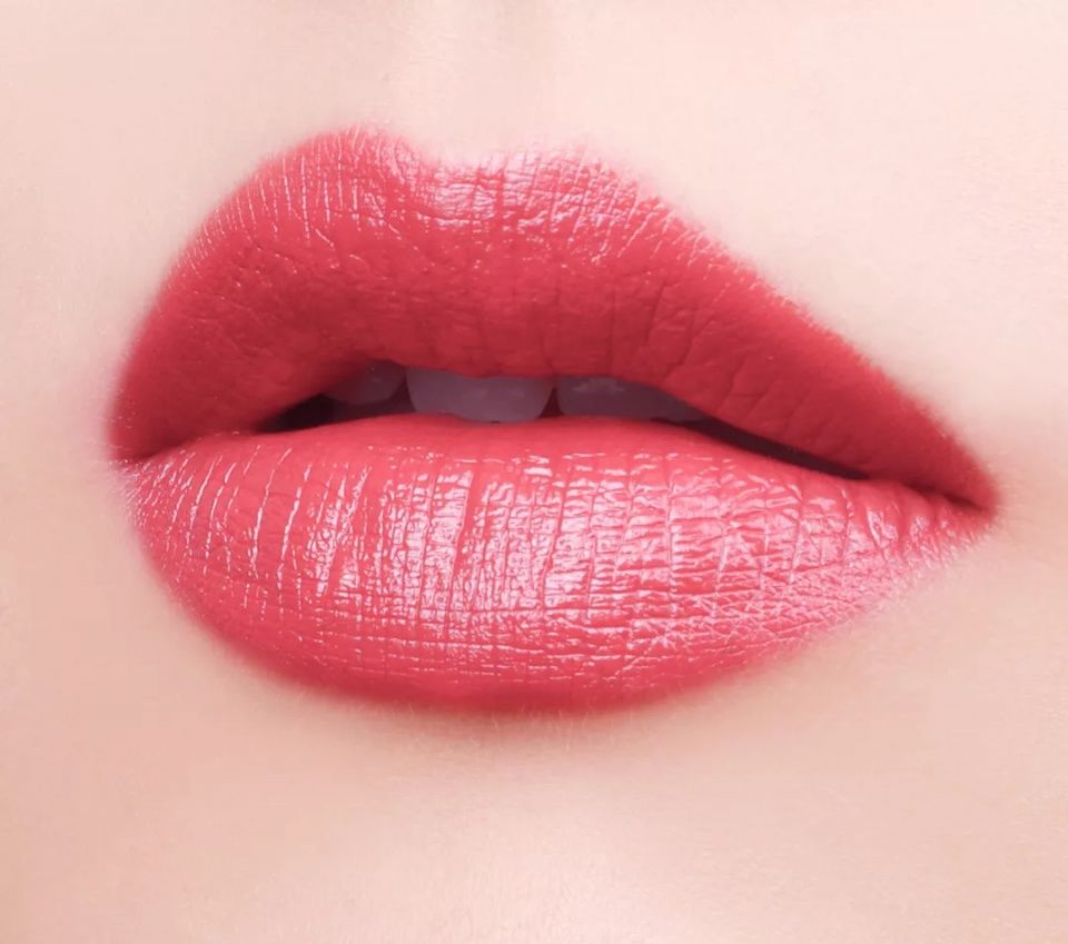 最适合今年秋天涂的口红色号，我终于找到了!