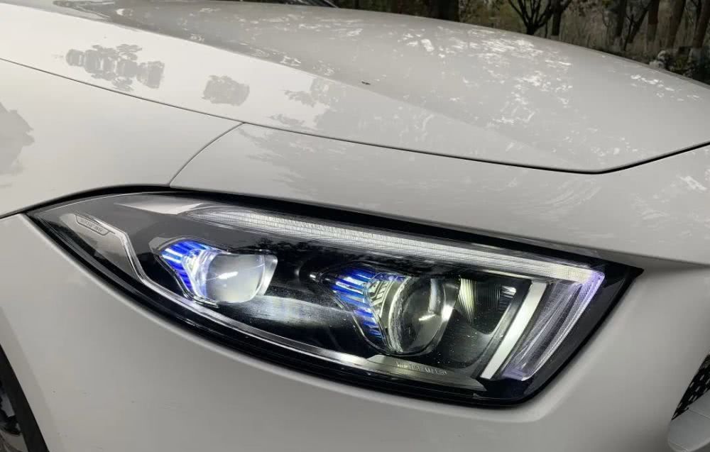 『动力』评测奔驰CLS3504MATIC80万买台四缸的四门轿跑车到底“疯不疯”