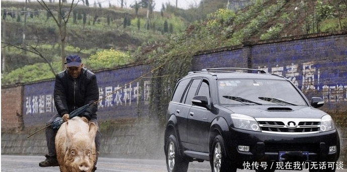 村村通变脸“村村痛”，路为何就不能多修1米？专家的解释靠谱？