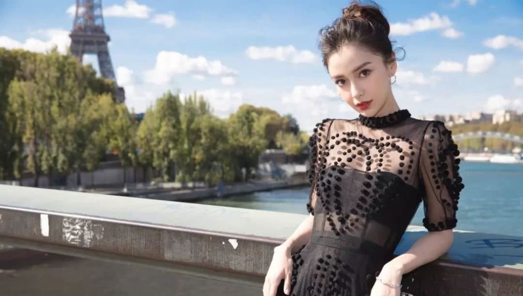  [生理期]细节见人品？录完综艺后，阿雅送老人手机，Angelababy不闻不问