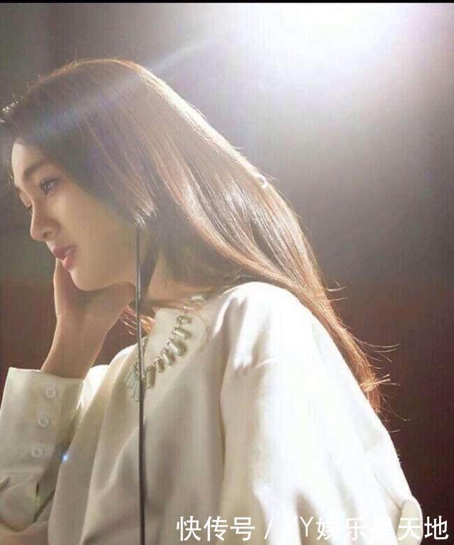 这7张图有6个假的郑爽, 只有真爱粉才能找出郑爽本尊, 你敢试吗?