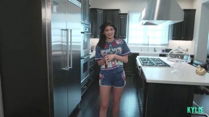 乐活家 | 买房当买包的金小妹,家里藏着夏日降温5度的秘密