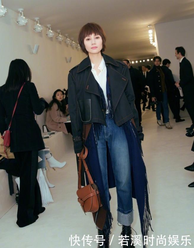 40岁的袁泉，短发＋黑裙尽显高贵典雅的气质，气场碾压高圆圆！