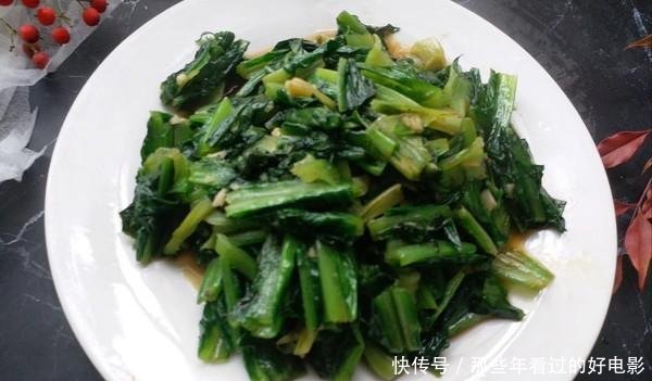 『皮肤』“天然褪黑素”终被找到,50岁姑姑不长斑皮肤好,就是经常吃它!