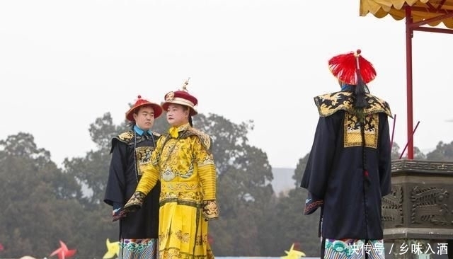 「历经」中国唯一一个没有昏君的王朝,历经10位皇帝,个个勤政