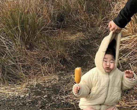  『女生』女生若不想被叫“老阿姨”，刚睡醒就做这3动作，素颜时皮肤也超好