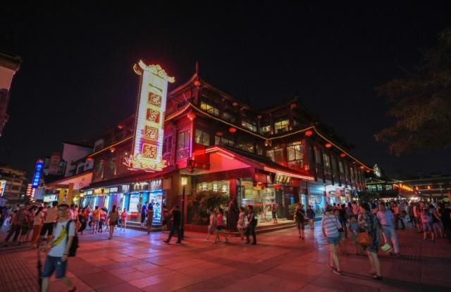 3条中国“臭名远扬”的美食街，受到很多游客的吐槽，你去过吗？