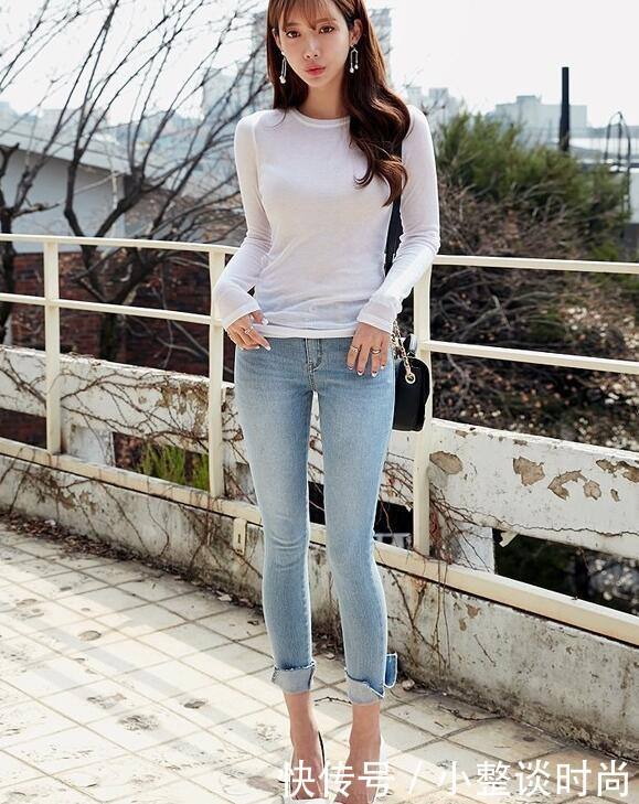 路人街拍,是同一个小姐姐吗?戴上墨镜完全不是一个感觉啊!