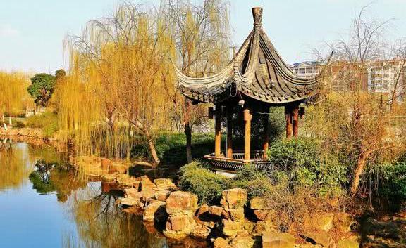 中国发展最“快”新一线城市，号称为最宜居城市，网友：快去买房