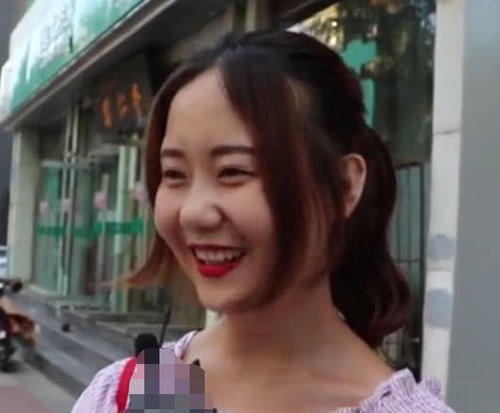 怎样判断女生素颜还是化妆？男生回答如此机智！网友：吃个豆腐可