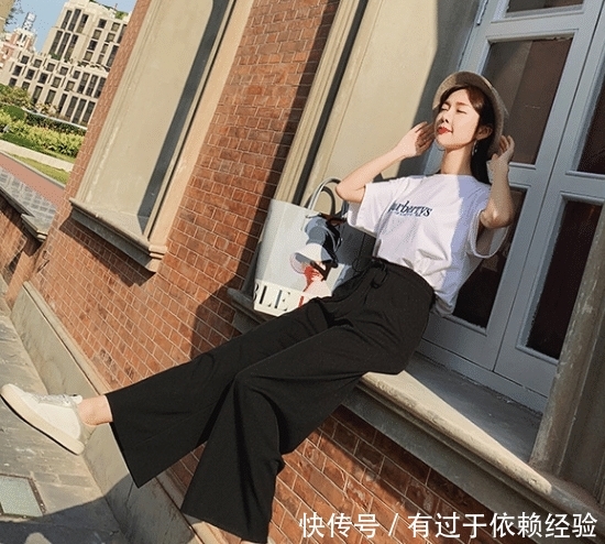 绽放@女人别总是穿牛仔裤了,现在正流行的阔腿裤,绽放女人味
