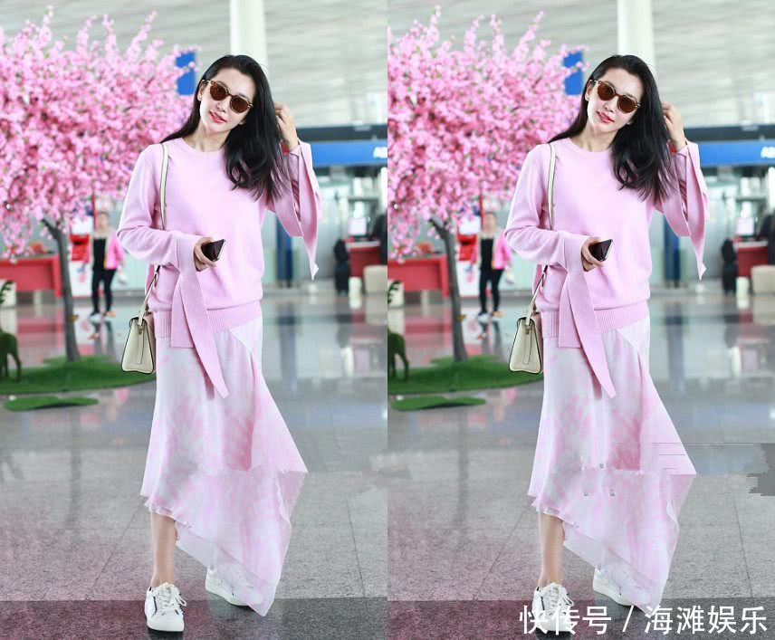 45岁李冰冰厉害！一条粉色高腰裙嫩成18，网友：许文楠好眼光