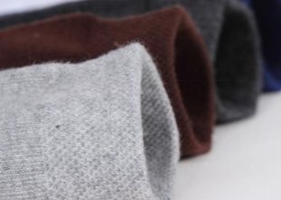 做个温雅的型男,小细节也不要错过袜子也要时尚帅气