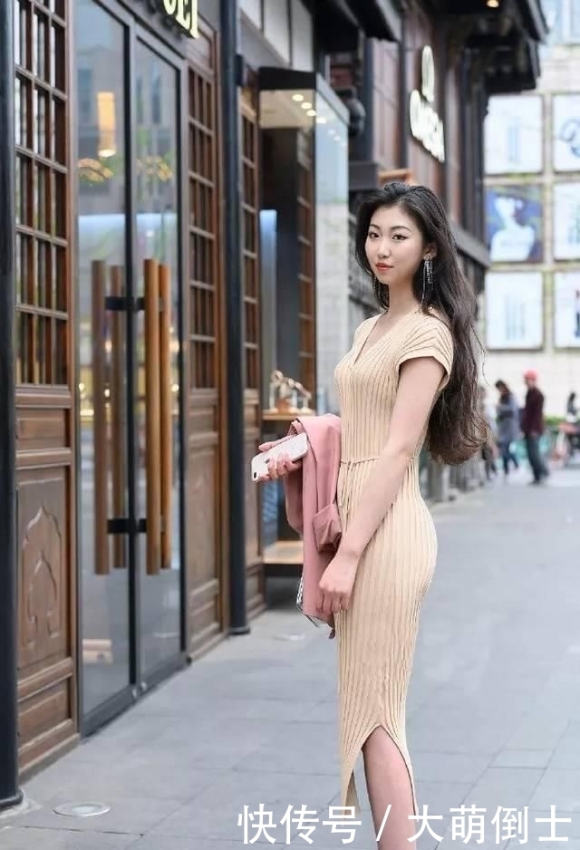 『气质』女生搭配高跟鞋,时尚魅力又优雅