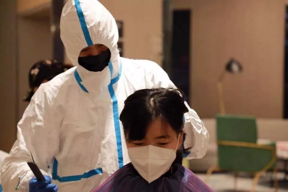  驰援武汉@等我长发飘飘，再来看看武汉！