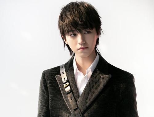 『三小只』TFBOYS演唱会海报,5周年最用心,今年连合照都没了?