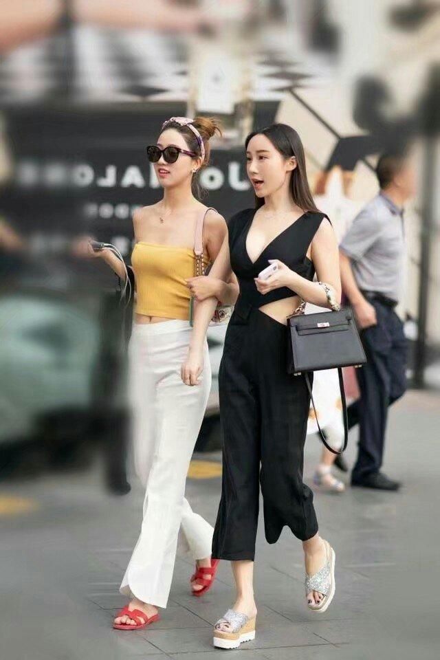 街拍,夏季路人教你怎样穿衣显瘦