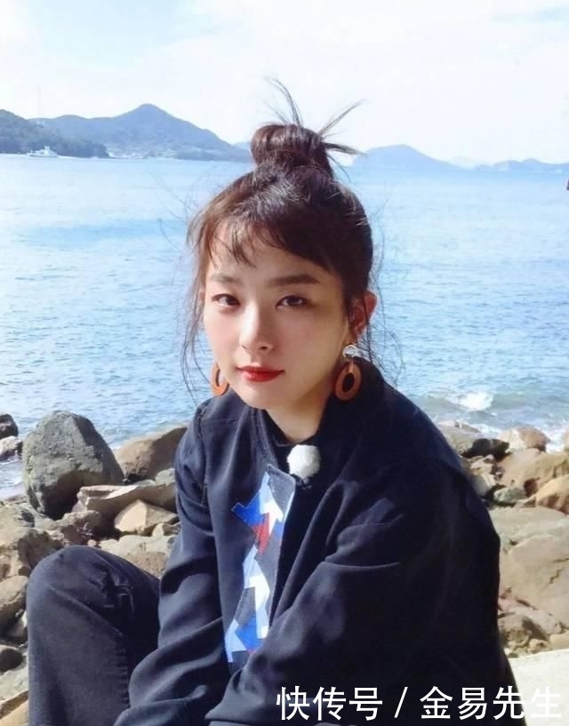 『也可以』比可爱和端庄,谁能赢过梳丸子头的女生呢?