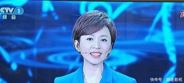 央视春晚佟丽娅的口红