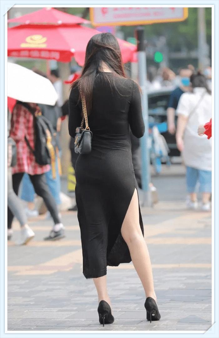  紧身裤|街拍：这种天气狂风太大了吧，建议换紧身裤穿更合适吧？