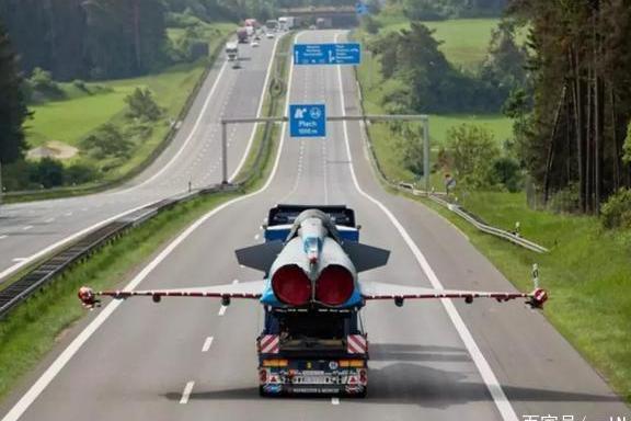 中国想学德国高速不限速？专家：我们还差100年！