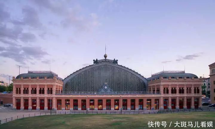  【车站】全世界最美的火车站排行，你知道中国入选的是哪里吗？