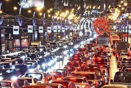 俄罗斯首都莫斯科，相当于中国几线城市？差距一目了然！