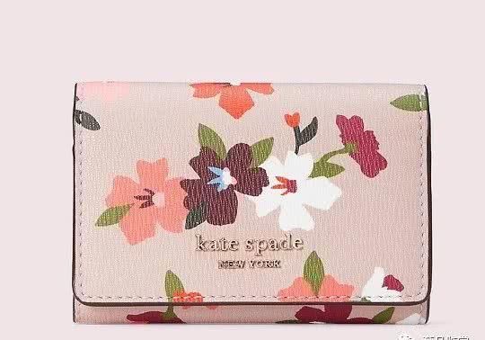  #系列#Kate Spade 上市樱花系列手袋和小皮具：缤纷樱花印花