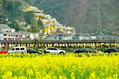 中国一个小县城:拥有四个火车站,其中两个还是