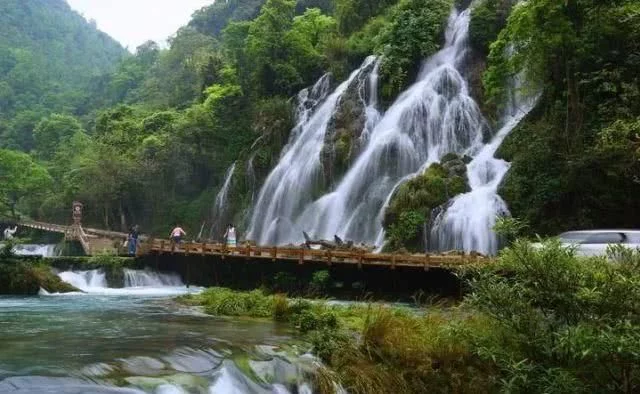 你踏足过云南的秀美风光,等一个人,陪我去贵州【2020热门旅游景点】