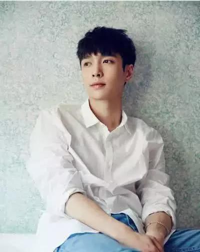 张艺兴在微博中打广告被举报？证实后才发现是场闹剧！