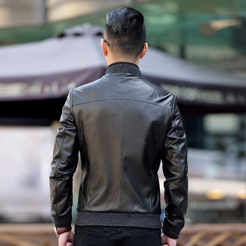 天啊!这就是“司令”皮衣，高端大气又档次，难怪60领导都在穿