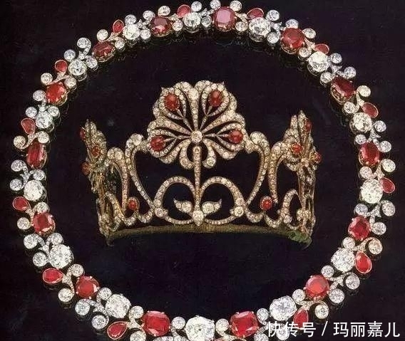  【究竟】比英国王室的珠宝更奢华，沙皇的御用珠宝究竟什么样？