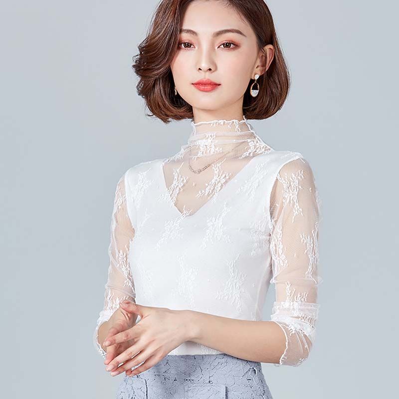 嫂子也太敢穿了,立秋后还穿这“透视装”,惹得邻居争相效仿