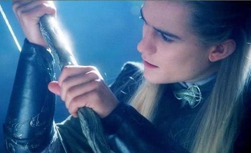 看了长发美男子，你会怀疑自己的性取向