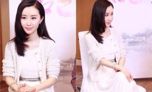 『礼服』30岁舒畅和30岁刘诗诗同穿礼服裙,网友:仙女脸和女神脸