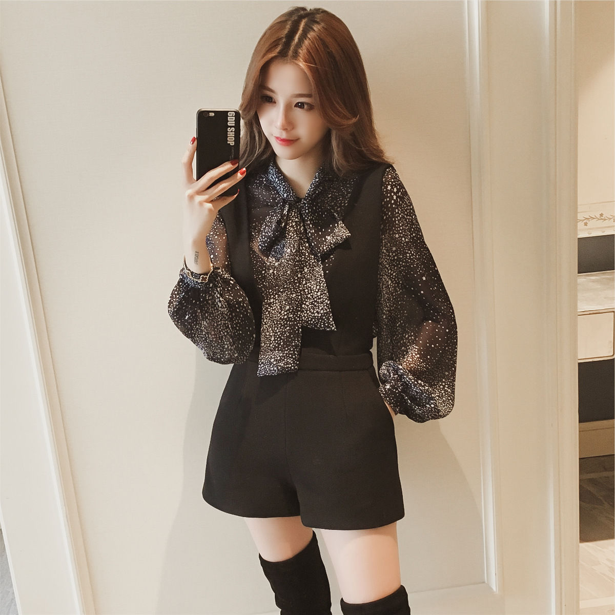 秋天别穿太土!70后女人都这么穿,一个比一个美,特适合70后